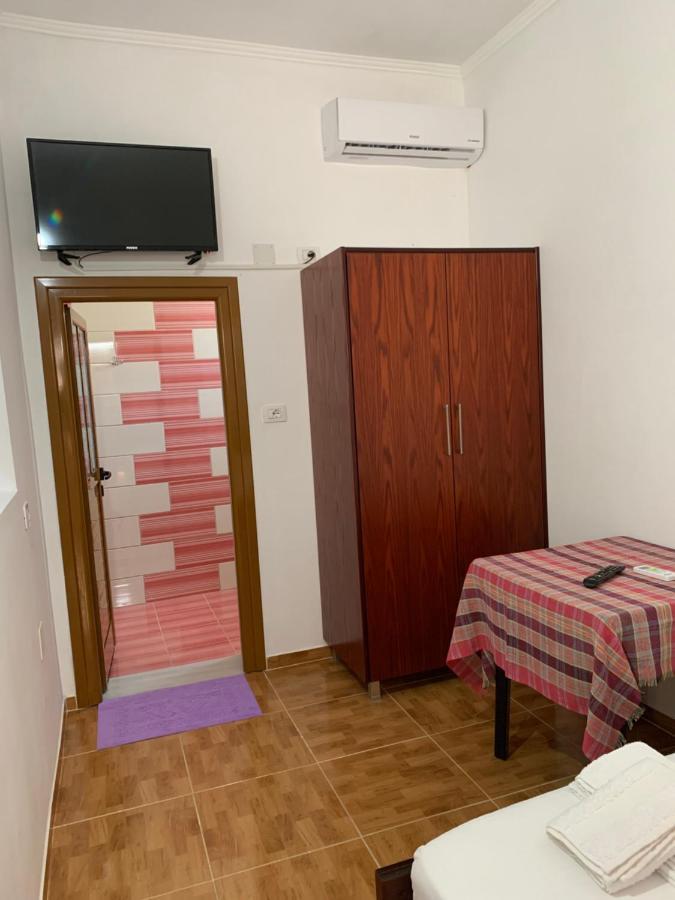 Hillside Apartments Ксамил Екстериор снимка