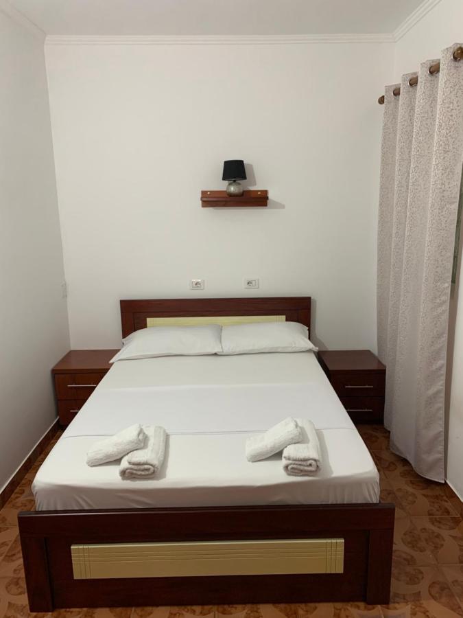 Hillside Apartments Ксамил Екстериор снимка